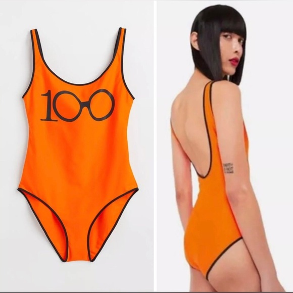 Original Iris Apfel x H&M collab 100 swimsuit - Picture 2 of 9